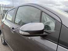 Toyota Yaris Dual VVT-i Icon - U954