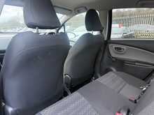 Toyota Yaris Dual VVT-i Icon - U954