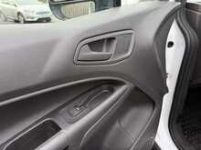 Ford Transit Connect TDCi 200 ECOnetic - U956