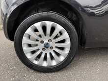 Ford Ka Zetec - U960