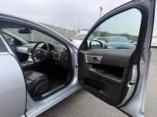 Jaguar XF d S V6 Luxury - U966