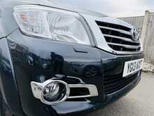 Toyota Hilux D-4D Invincible - U967