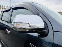 Toyota Hilux D-4D Invincible - U967