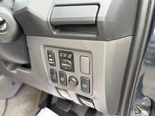 Toyota Hilux D-4D Invincible - U967