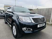 Toyota Hilux D-4D Invincible - U967