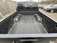 Toyota Hilux D-4D Invincible - U967