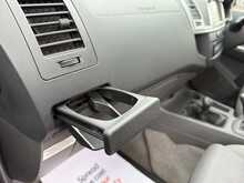 Toyota Hilux D-4D Invincible - U967