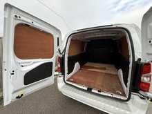 Vauxhall Combo Turbo D 2300 Pro - U969