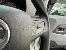 Vauxhall Vivaro Turbo D 2900 Sportive - U971