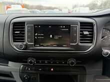 Vauxhall Vivaro Turbo D 2900 Sportive - U971