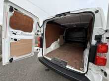 Vauxhall Vivaro Turbo D 2900 Sportive - U971