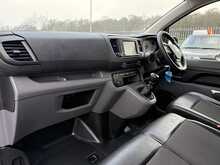 Vauxhall Vivaro Turbo D 2900 Sportive - U971