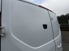 Ford Transit Custom 300 EcoBlue Limited - U972