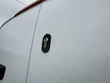 Ford Transit Custom 300 EcoBlue Limited - U972