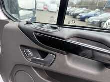 Ford Transit Custom 300 EcoBlue Limited - U972