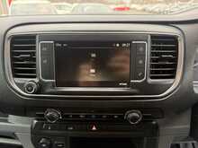 Vauxhall Vivaro Turbo D 2900 Dynamic - U973