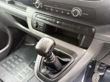 Vauxhall Vivaro Turbo D 2900 Dynamic - U973