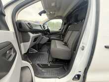 Vauxhall Vivaro Turbo D 2900 Dynamic - U973