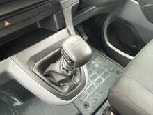 Vauxhall Vivaro Turbo D 2900 Dynamic - U973