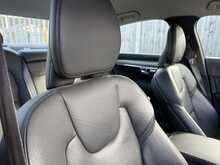 Volvo S90 D4 Momentum Plus - U976