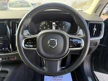 Volvo S90 D4 Momentum Plus - U976