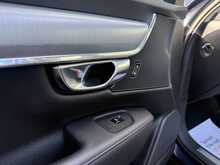 Volvo S90 D4 Momentum Plus - U976