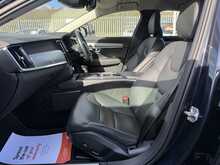Volvo S90 D4 Momentum Plus - U976