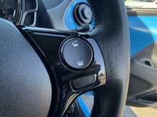Toyota AYGO VVT-i x-plore - U984