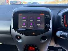 Toyota AYGO VVT-i x-plore - U984