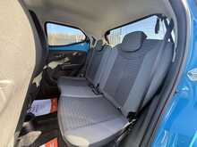 Toyota AYGO VVT-i x-plore - U984