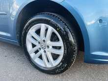 Volkswagen Touran TDI SE - U988