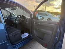 Volkswagen Touran TDI SE - U988