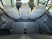 Volkswagen Touran TDI SE - U988