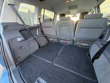 Volkswagen Touran TDI SE - U988