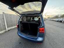 Volkswagen Touran TDI SE - U988