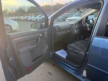 Volkswagen Touran TDI SE - U988