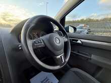 Volkswagen Touran TDI SE - U988
