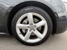 Audi A8 TDI V6 SE Executive - U989