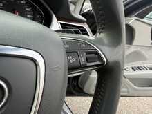 Audi A8 TDI V6 SE Executive - U989