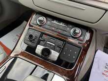 Audi A8 TDI V6 SE Executive - U989