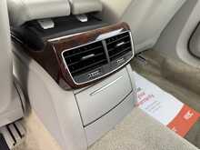 Audi A8 TDI V6 SE Executive - U989