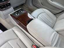 Audi A8 TDI V6 SE Executive - U989