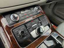 Audi A8 TDI V6 SE Executive - U989