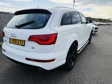 Audi Q7 TDI V6 S line - U991