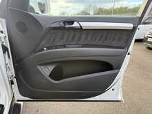 Audi Q7 TDI V6 S line - U991