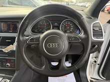 Audi Q7 TDI V6 S line - U991