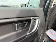 Land Rover Discovery Sport TD4 SE - U999