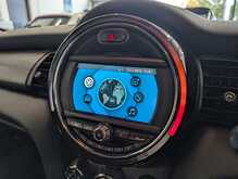 MINI Hatch Cooper - U8895