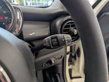 MINI Hatch Cooper - U8895