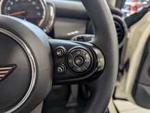 MINI Hatch Cooper - U8895